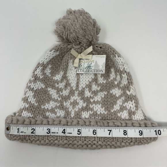 BARNES & NOBLE: Light Tan/White Knit Winter Collection Hat with Pom Pom - Picture 5 of 6
